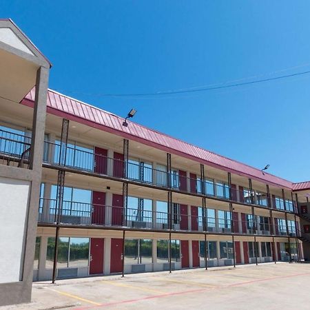 Magnuson Extended Stay And Suites Airport Hotel Irving Kültér fotó